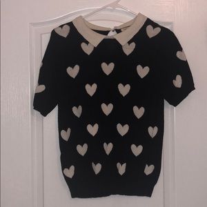 Forever 21 Black w/ Cream Colored Hearts Sweater💞